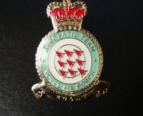 Red Arrows RAF ECLAT Crest Pin Badge